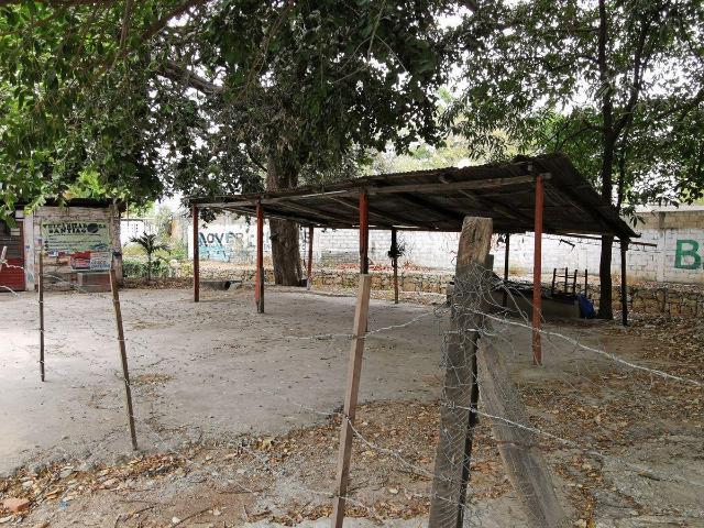 Terreno en VENTA en esquina frente a Convivencia Infantil