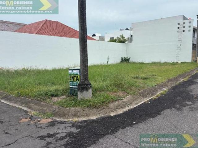Terreno en venta en esquina I Lomas Residencial