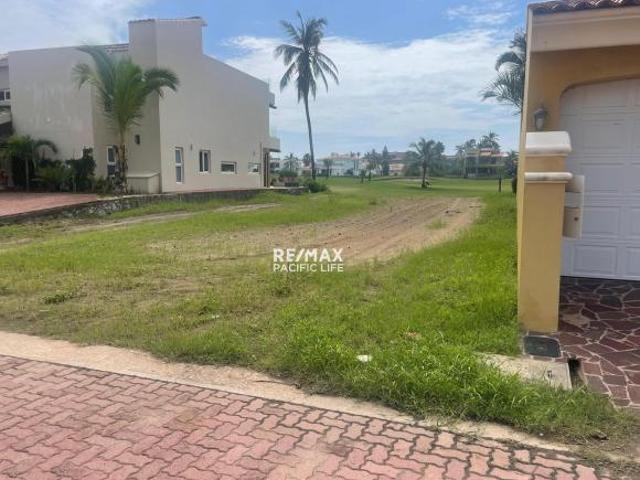 TERRENO EN VENTA EN ESTRELLA DE MAR 4