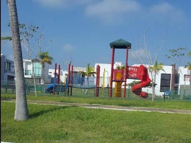 Terreno en venta en Frac. Lomas Diamante Jade 210