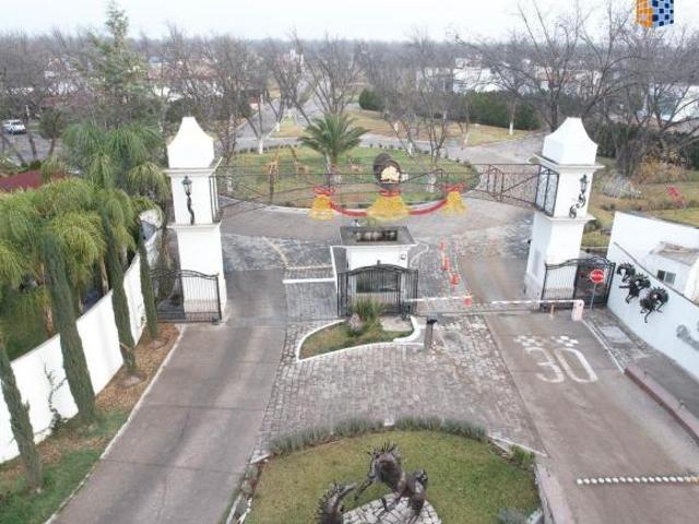 Terreno en Venta en Fracc. Misión Real Castilla Durango
