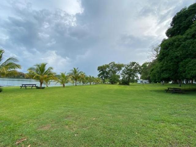 TERRENO EN VENTA EN FRACC. ARBOLEDAS FRENTE AL RÍO