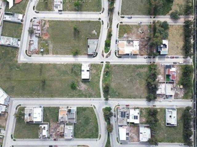 Terreno en Venta en Fracc. Carmel al Surponiente de la Ciudad de Aguascalientes P