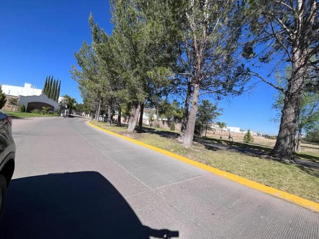 Terreno en Venta en Fracc. Las Privanzas Durango