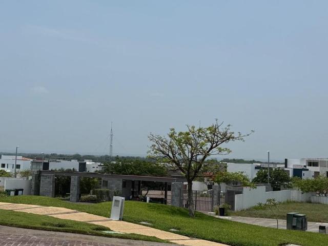 Terreno en Venta en Fracc. Punta Tibur?n, Alvarado Veracruz