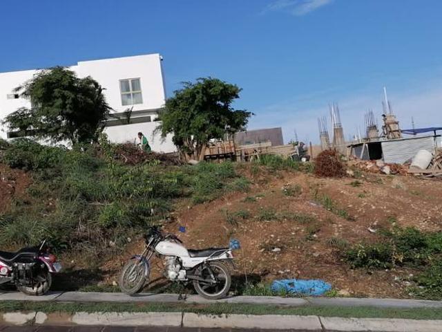 TERRENO EN VENTA EN FRACC. PRIVADO