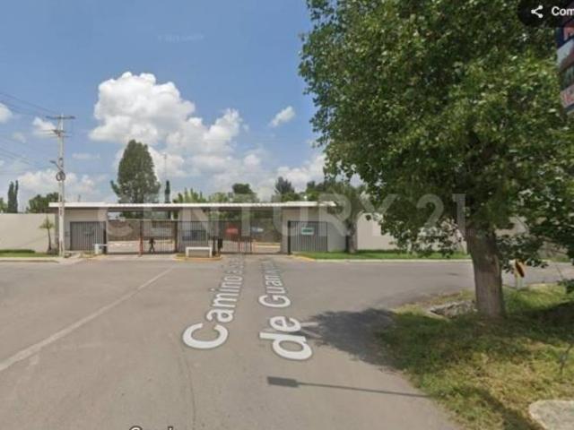 TERRENO EN VENTA en Fraccionamiento Álamo Country Club en Celaya, Guanajuato