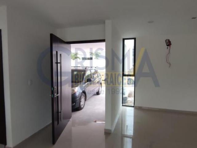 TERRENO EN VENTA EN FRACCIONAMIENTO LA HERRADURA