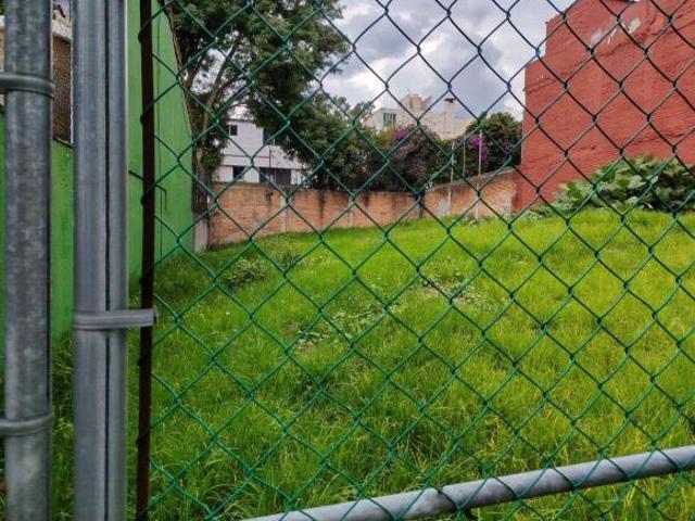 Terreno en venta en fraccionamiento Lomas de Las Águilas