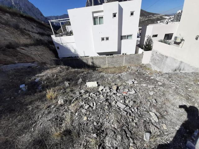 Terreno en Venta en Fraccionamiento Los Cenizos OPORTUNIDAD