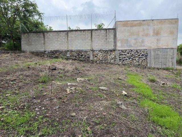 Terreno en venta en Fraccionamiento Mirador de Oaxtepec