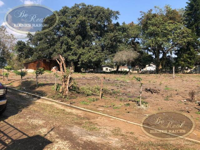 Terreno en Venta en Fraccionamiento Privado Campestre en Coapexpan