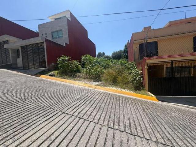 Terreno en Venta en Fraccionamiento Residencial Emperadores Ignacio Zaragoza, Naucalpan de Juarez