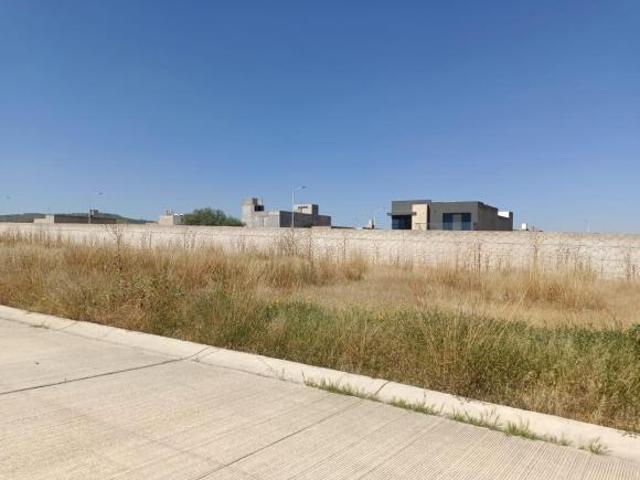 TERRENO EN VENTA EN FRACCIONAMIENTO RESIDENCIAL LAS VILLAS 4