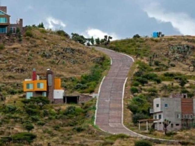 Terreno en venta en fraccionamiento Residencial Los Agaves 4