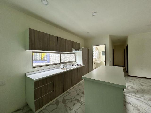 Terreno en venta en Fraccionamiento Santa Fe, San Crist?bal de las Casas, Chis