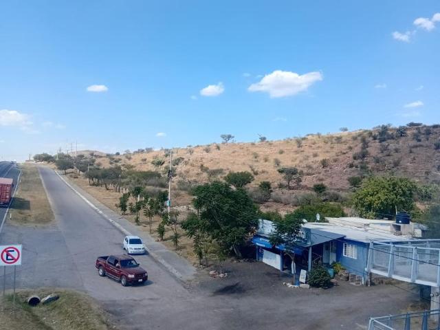 Terreno en VENTA en frente a carretera 57