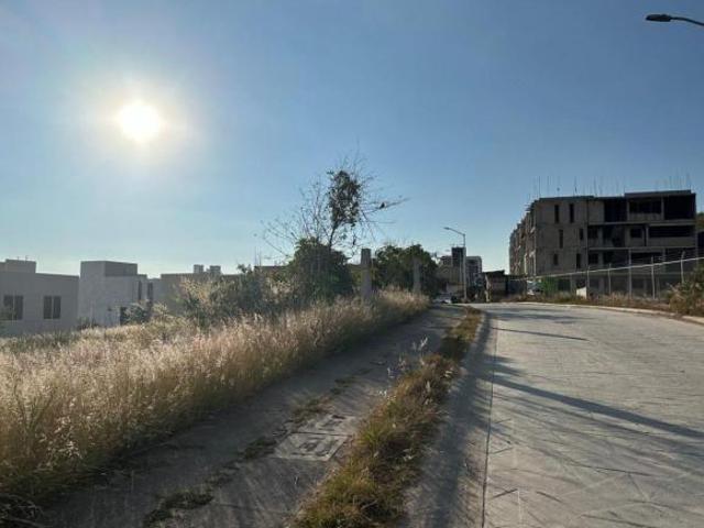 Terreno de 150 m² en venta dentro de coto en Paisajes del Tesoro
