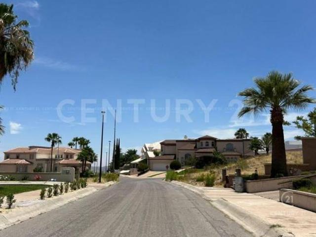 TERRENO EN VENTA EN HACIENDAS DEL VALLE, CHIHUAHUA, CHIH