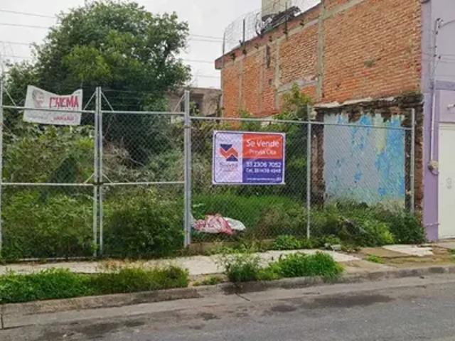 Terreno en venta en Hermosa Provincia, Guadalajara, Jalisco