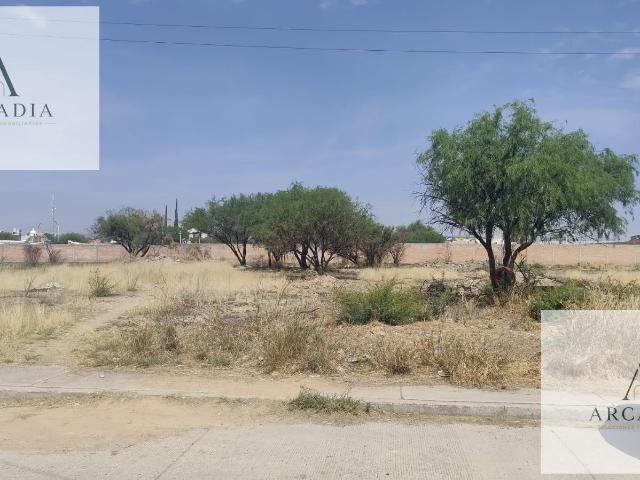 TERRENO EN VENTA EN JULIO CADENA