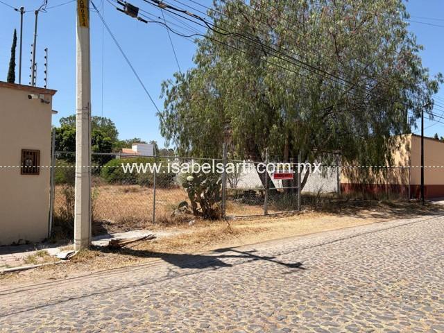 TERRENO EN VENTA EN JURICA