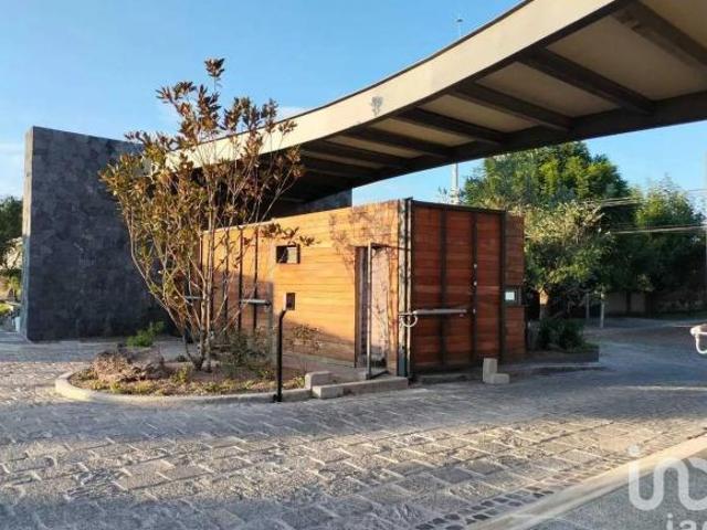 TERRENO EN VENTA EN JURICA QUERETARO
