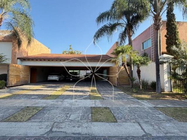 TERRENO EN VENTA EN JARDIN REAL, JAL, ZAPOPAN
