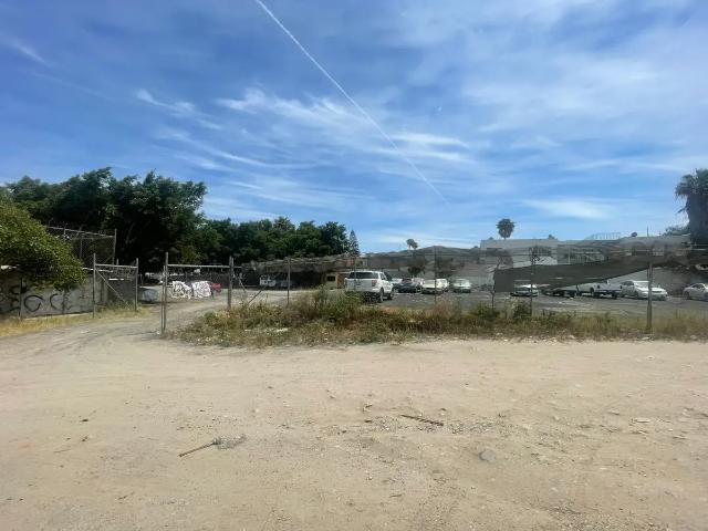 TERRENO EN VENTA EN JARDINES DE LA MESA
