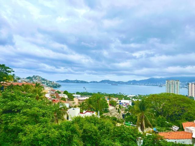 Terreno en venta en Joyas de Brisamar, Acapulco de Juárez, Guerrero