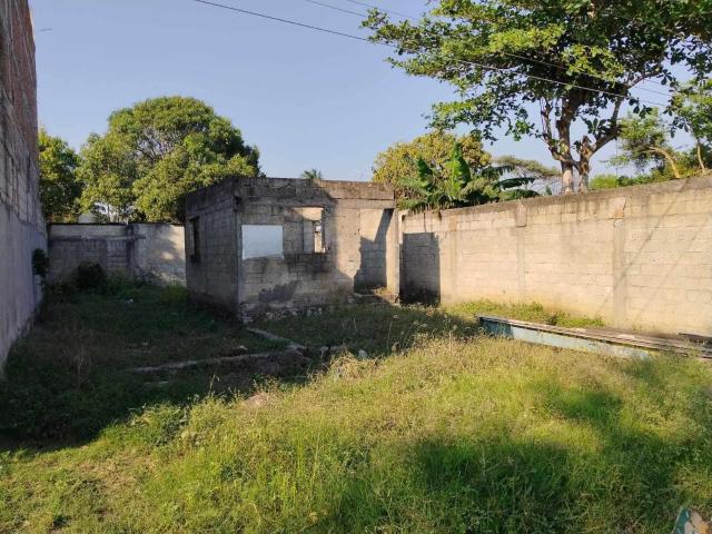 TERRENO EN VENTA EN LA COLONIA AMAPOLAS 2