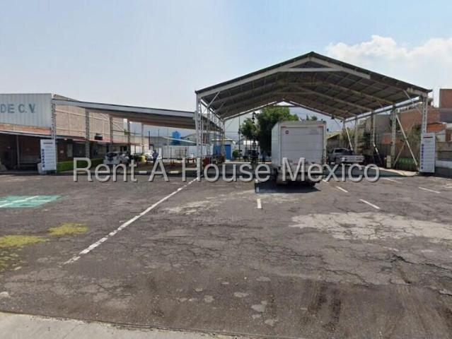 Terreno en Venta en La Escuela 26 2657