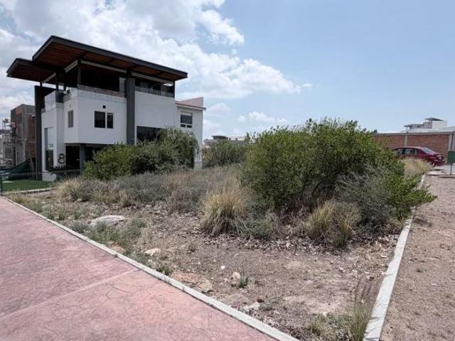 Terreno en VENTA en La Loma Club de Golf