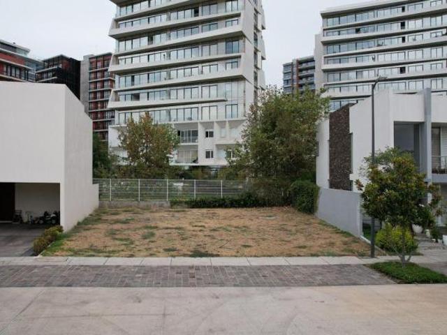 Terreno en venta en La Toscana