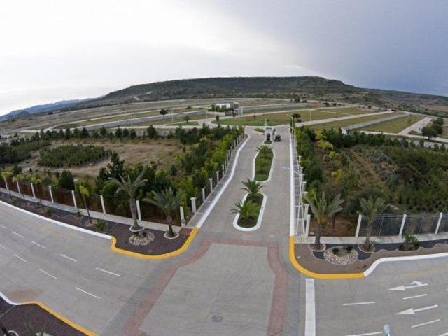 Terreno en venta en Las Villas Residencial Circuito Vía Venecia 4