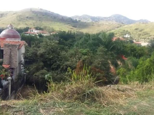 TERRENO EN VENTA EN LAS CAÑADAS