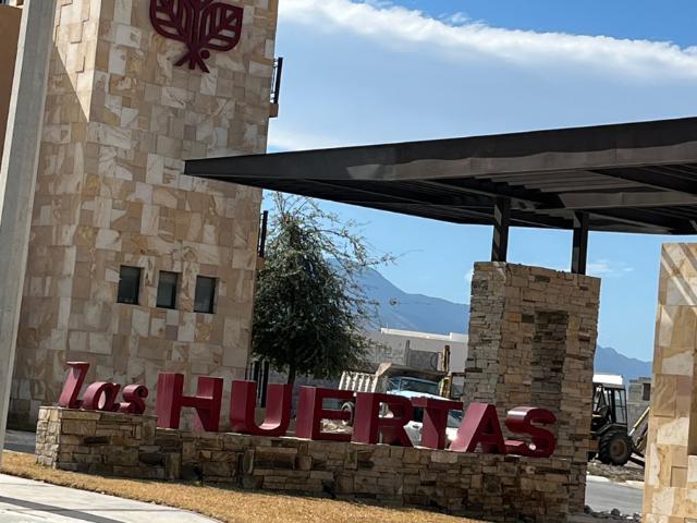 TERRENO EN VENTA EN LAS HUERTAS RESIDENCIAL, ARTEAGA COAHUILA | ESQUINA FRENTE A PARQUE