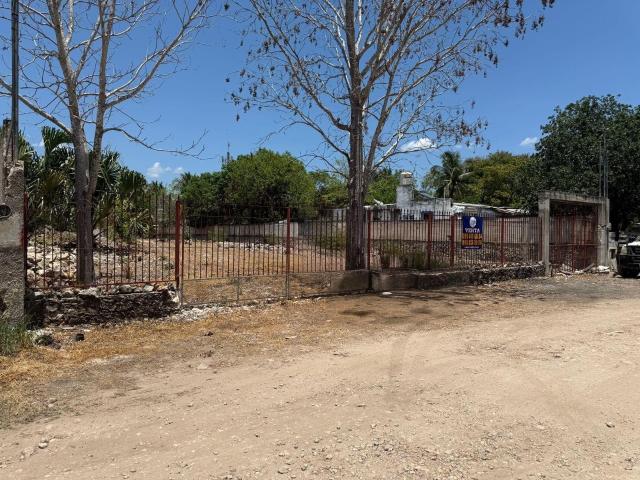 TERRENO EN VENTA EN LEANDRO VALLE MERIDA NORTE NVT 2809