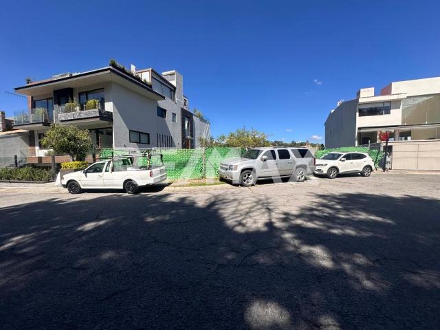 TERRENO EN VENTA EN LOMAS COUNTRY CLUB