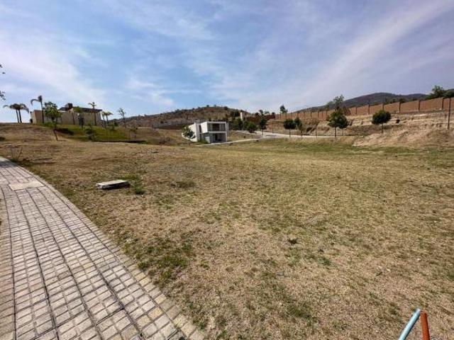 TERRENO EN VENTA EN LOMAS DE ANGELOPOLIS CASCATTA 192M