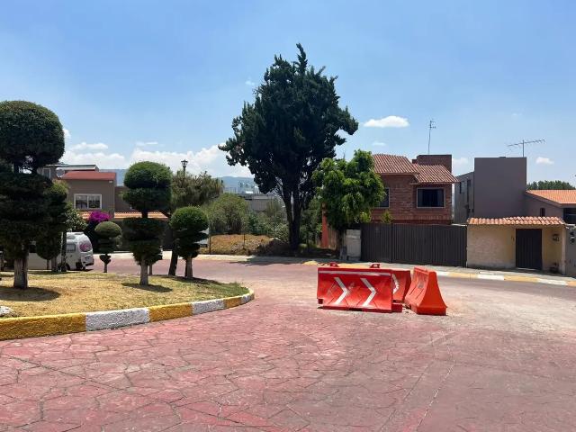 Terreno en venta en Lomas del Sol, Huixquilucan, México