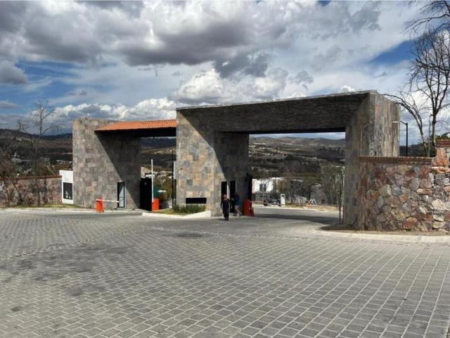 Terreno en venta en Lomas Flor del Bosque, Puebla, Puebla