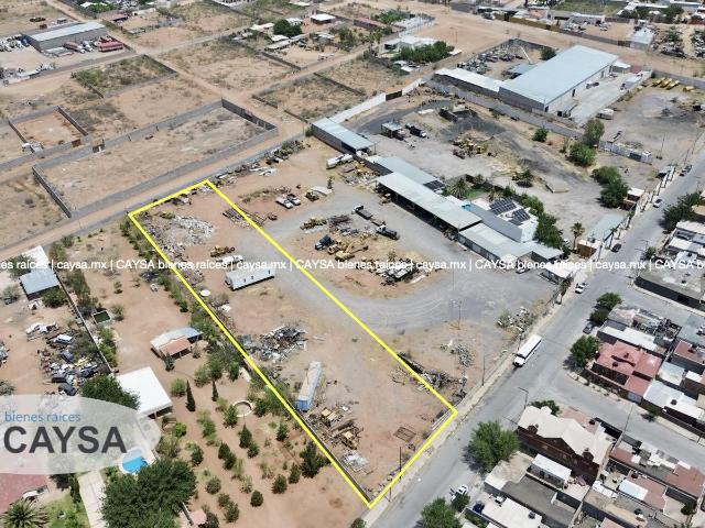 TERRENO EN VENTA en Los Nogales Lombardo Toledano Bardeado