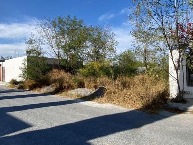TERRENO EN VENTA EN LOS PORTALES ZUAZUA, NUEVO LEÓN