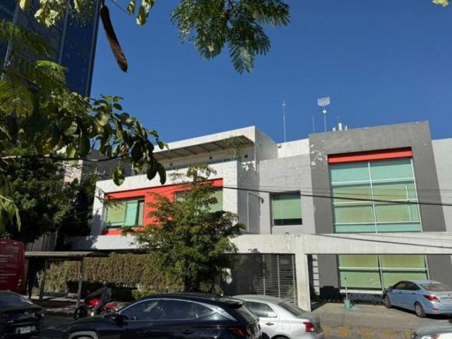 Terreno en venta en López Mateos Norte, Colonia Providencia, a un lado de MIDTOWN