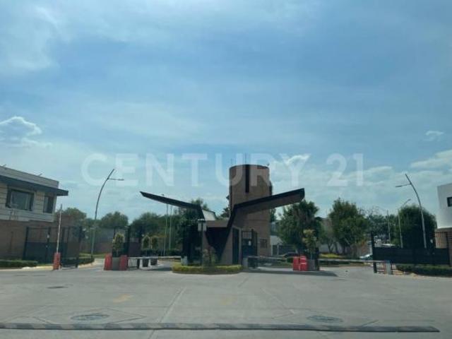 Terreno en Venta en Loretta II