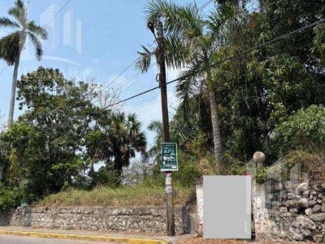 Terreno en Venta en Pueblo Viejo, ideal para inversionistas o desarrolladores
