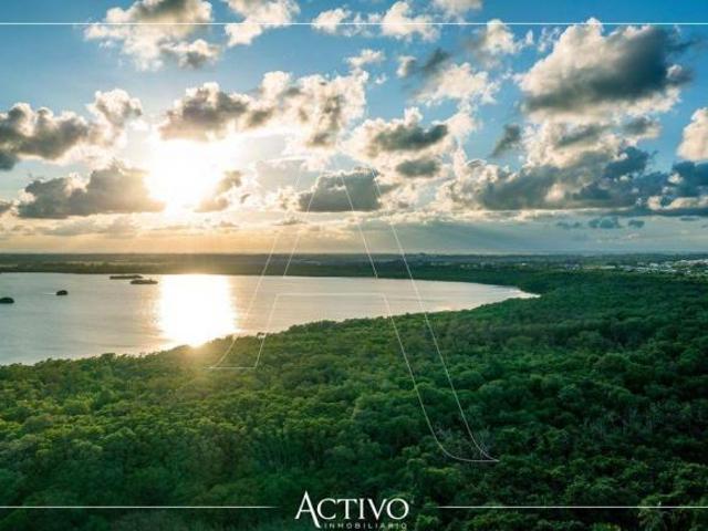 Terreno en Venta en Punta Tiburón