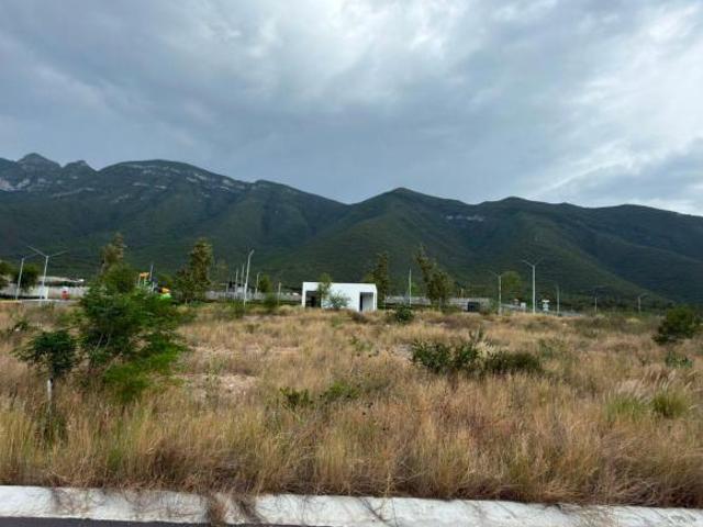 Terreno en Venta en Palo Blanco, acceso controlado Dominio Cumbres