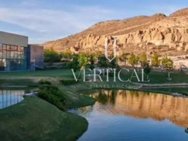 Terreno en Venta en Paseo del Zorro en Altozano